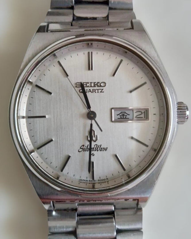 SilverWave 8229-8000 Quartz Analog Watch Silver Dial DayDate 36.5mm