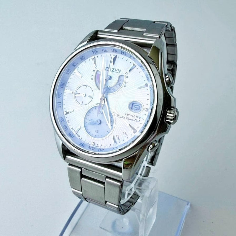 CITIZEN Eco-Drive Solar Atomic Radio-Controlled Mens Watch 41mm Shell Dial
