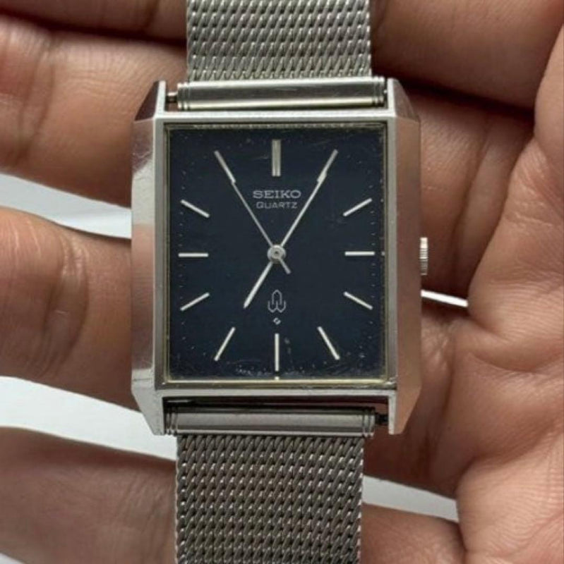 SEIKO A6 Quartz Movement Square Tank Black Dial Mesh Metal Band Watch