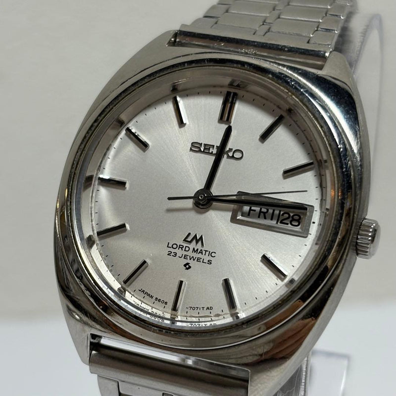 Seiko Roadmatic LM 5606-7140 23J Automatic Day-Date Silver Dial Bracelet Watch
