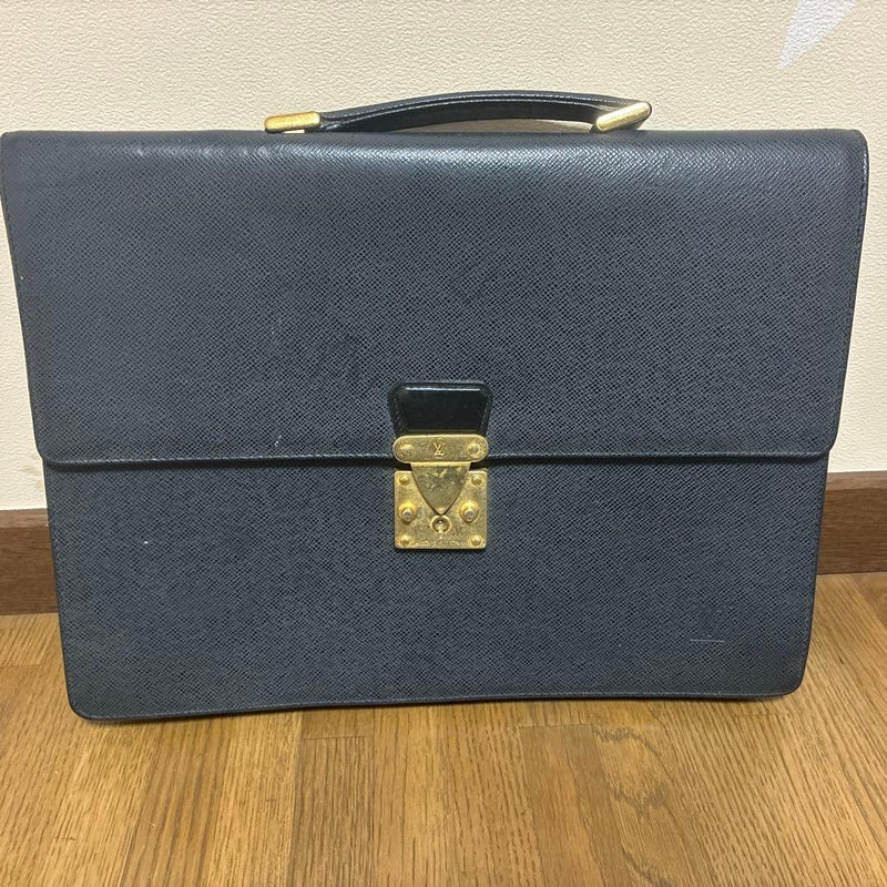 Vuitton Business Bag