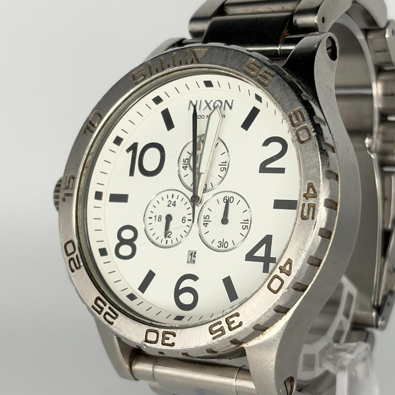 NIXON THE 51-30 CHRONO Mens Quartz Chronograph Watch 50.8mm Silver Case White