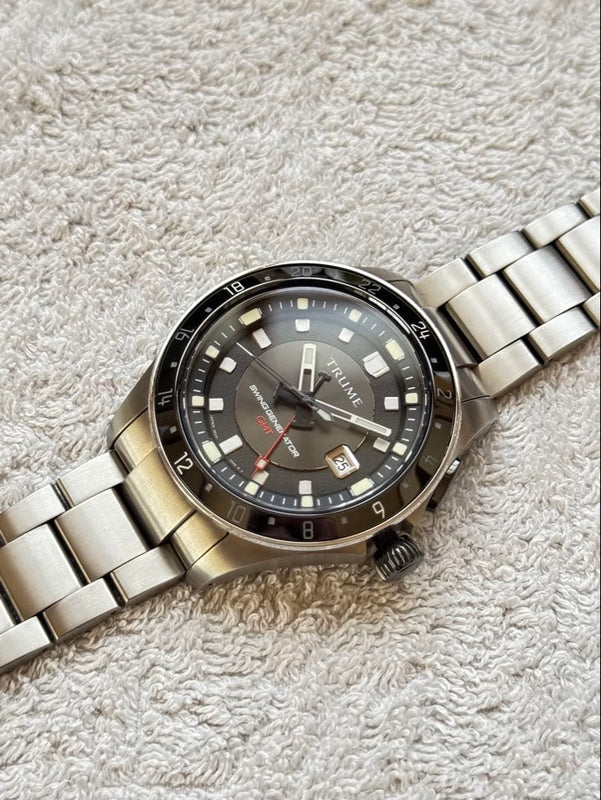 Seiko Epson TRUME TR-ME2009 Kinetic Quartz Titanium Black Dial Ceramic Bezel