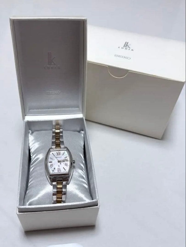 SEIKO LUKIA SSVW117 Solar Radio Watch 23.9x36.4mm White Shell Diamond SS Pink