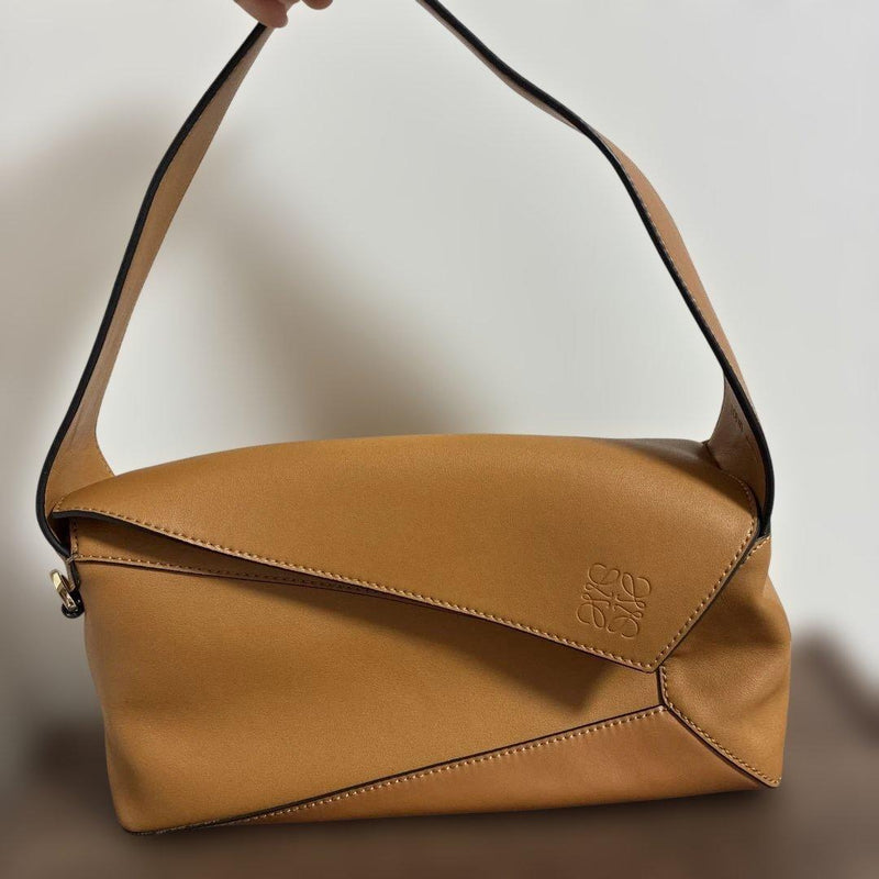 LOEWE Puzzle Bag Grained Leather Camel Brown Gold Hardware Shoulder Anagram