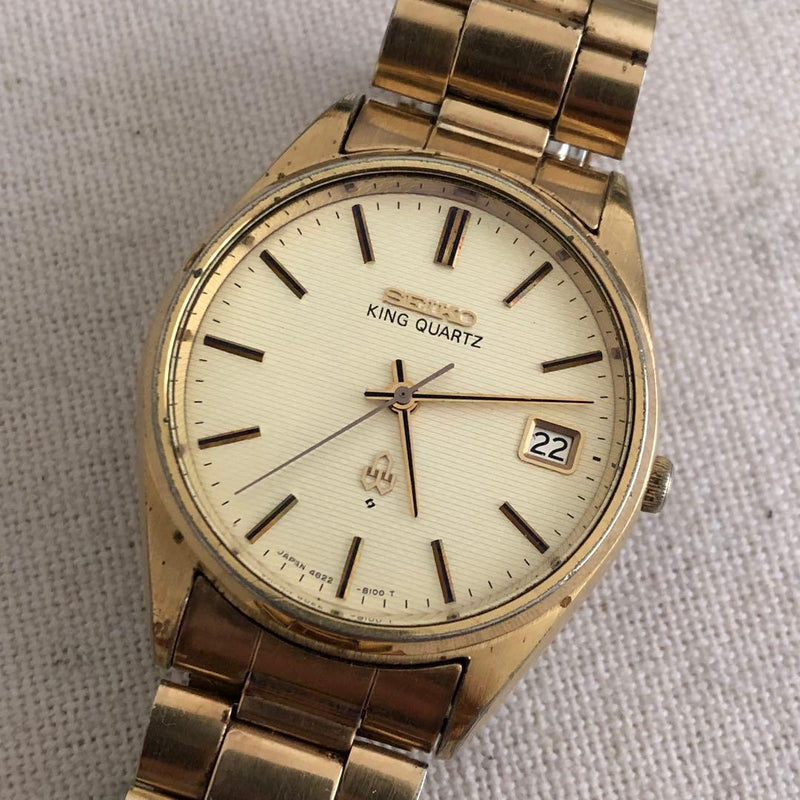 Seiko KING QUARTZ 4822-8110 Gold Tone 35mm Date 1970s Mens Watch 6.7in Wrist