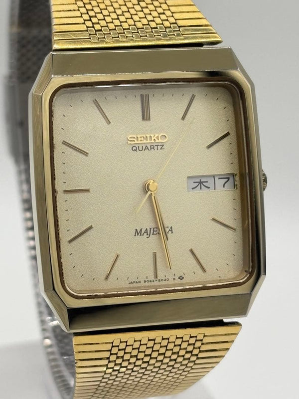 SEIKO Majesta 9063-5020 Quartz Square Day-Date Gold Dial 29mm 18mm Lug Mens