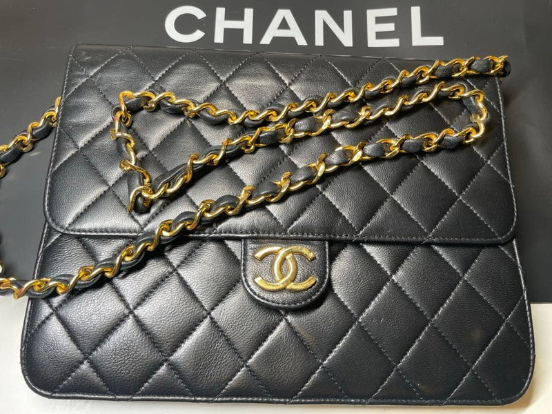 CHANEL Matelassé Chain Shoulder Bag Lambskin Black Gold Hardware 17.5x22cm 80cm