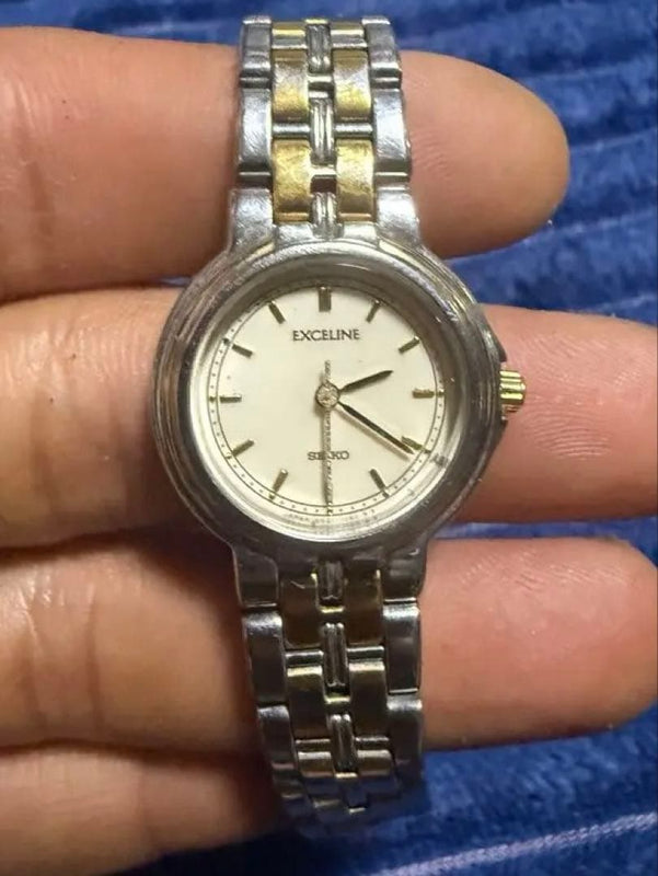SEIKO EXCELINE 4N21-0550 Quartz Two-Tone Stainless Steel Oval Watch 10 BAR