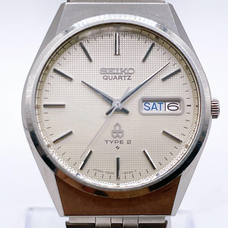 SEIKO Type II 7546-8070 Mens Quartz White Grid Day Date Watch 30.5mm 1977