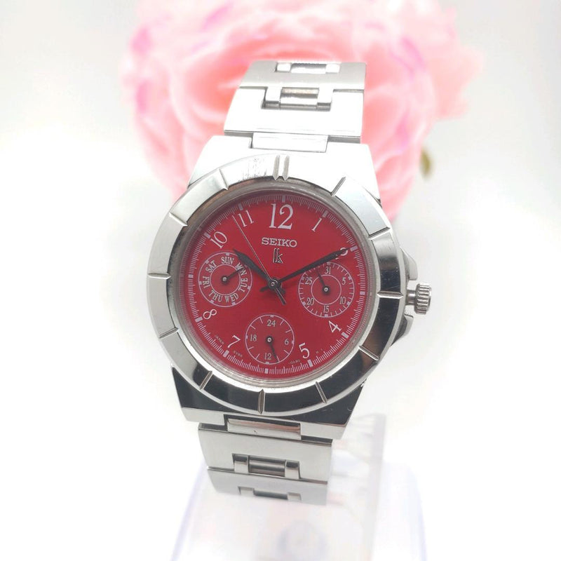 Seiko LUKIA Quartz 33mm Silver Red Dial Triple Calendar Womens Watch 1102i