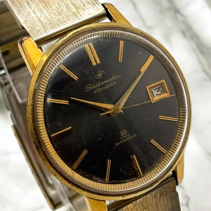 SEIKO Seikomatic Slimdate Automatic Mens Watch Gold Black Dial Date Bracelet 30J