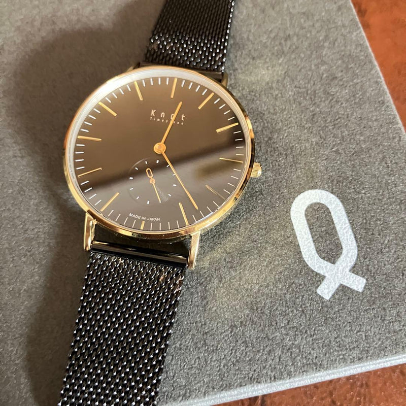 Knot Quartz Watch CS-36RGBR Black Gold Dial MS-18RGRG Stainless Mesh Black