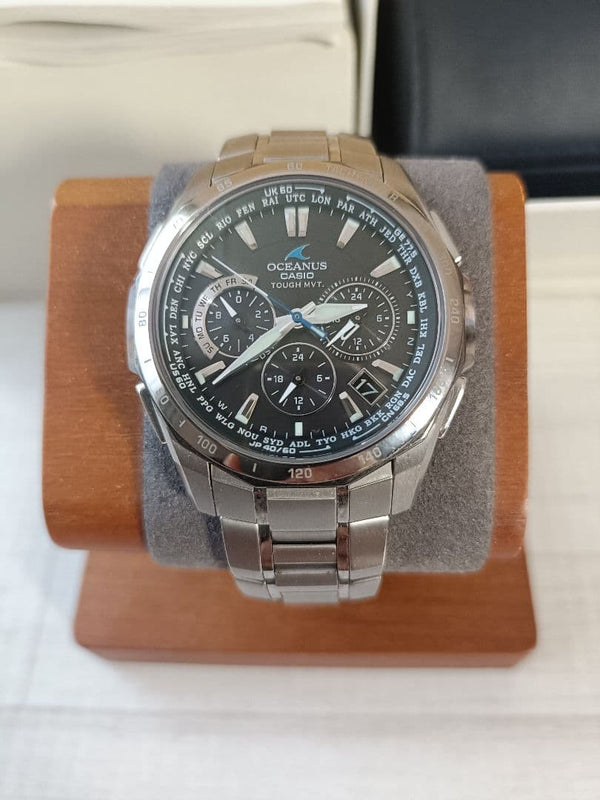 CASIO OCEANUS Manta OCW-S1300-1AJF Solar Radio Controlled Silver Tone Mens Watch