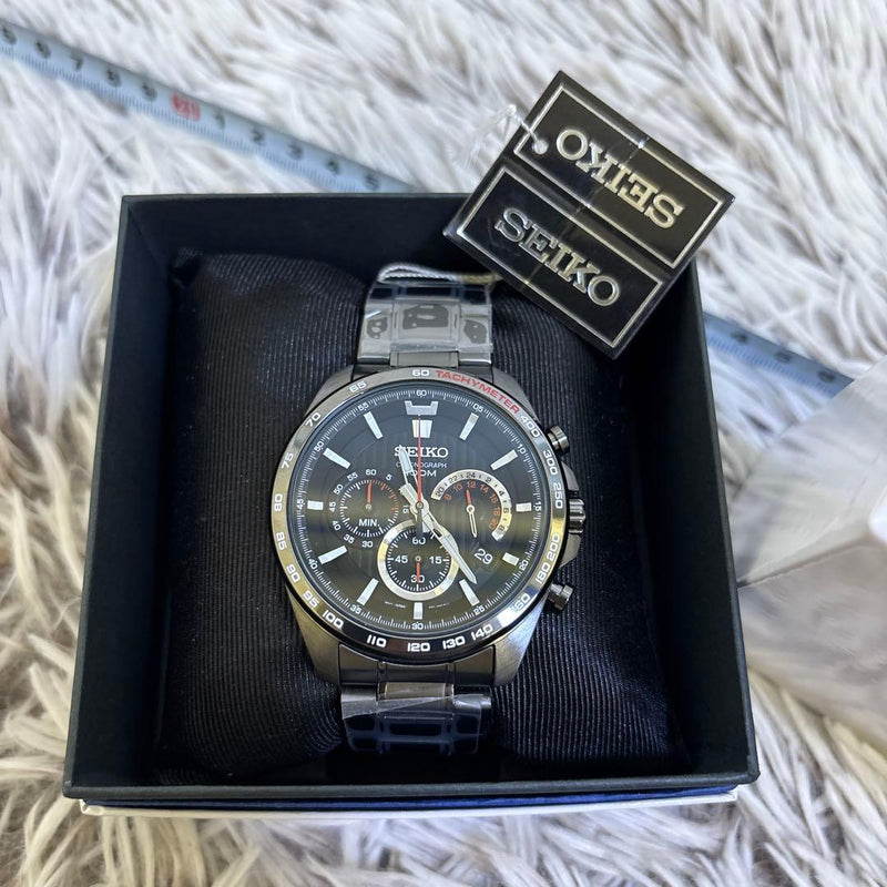 SEIKO SSB311P1 Chronograph Quartz Mens Watch Black Dial Stainless Steel Date