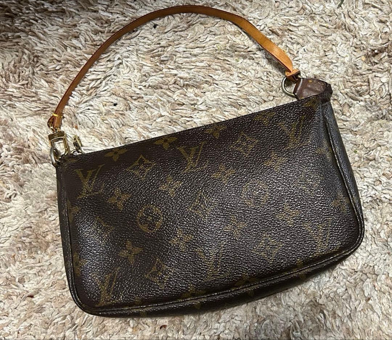 LOUIS VUITTON Brown Monogram Canvas Pochette Accessoires 2001 w Box Dust Bag