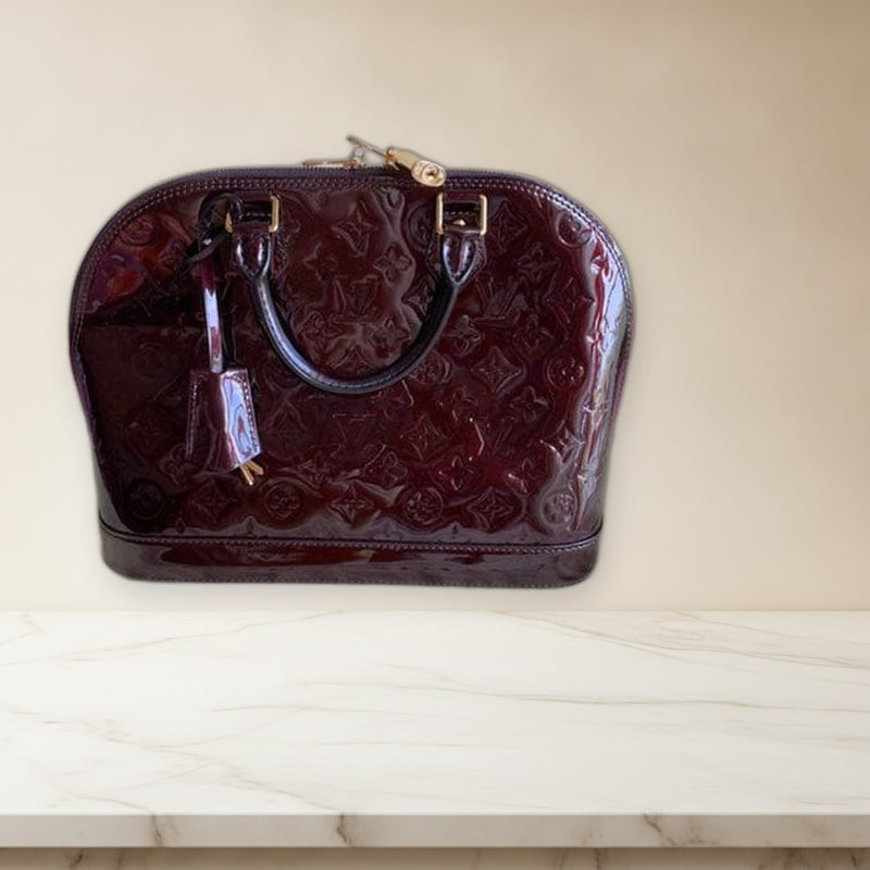 Louis Vuitton Alma Handbag Vernis Amarante Patent Leather
