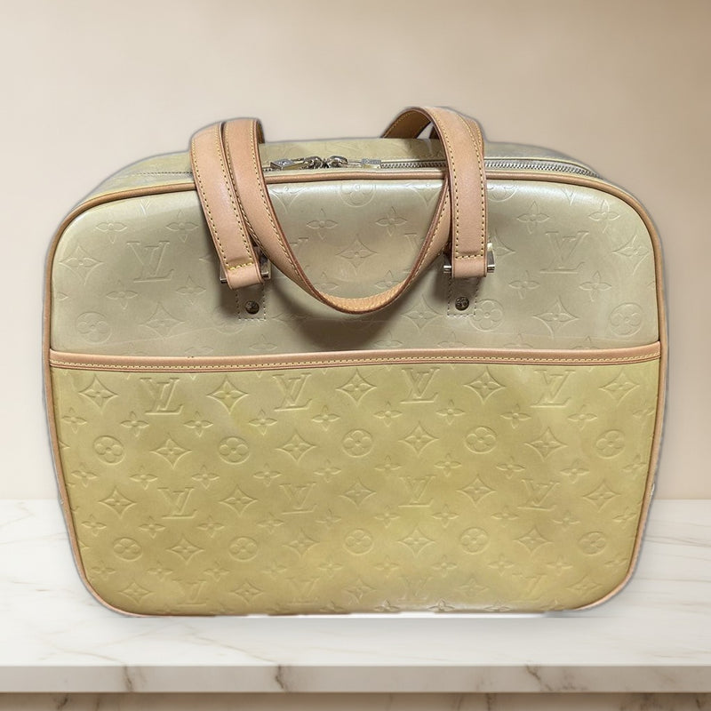 Louis Vuitton Vernis Sutton Boston Bag Monogram Beige Enamel Leather