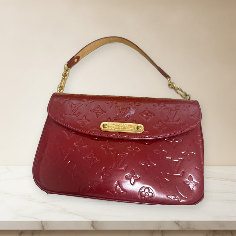 Louis Vuitton Vernis Rodeo Drive Handbag Enamel Patent Leather Red