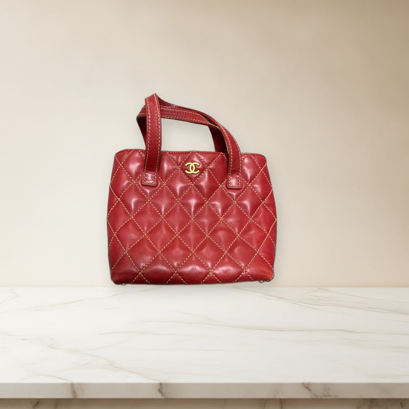 Chanel Quilted Handbag Shoulder Bag Red Leather Gold Hardware