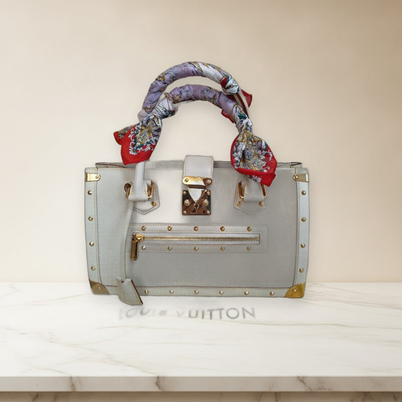 Louis Vuitton Suhali AS1023 Handbag Leather White Studs