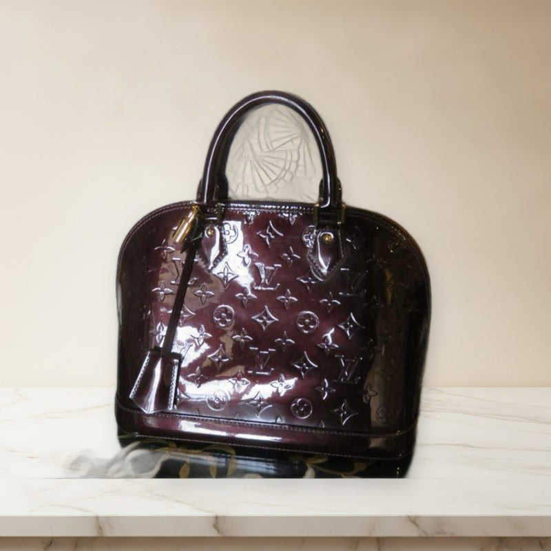 Louis Vuitton Monogram Vernis Alma Pm Handbag Amarante Leather