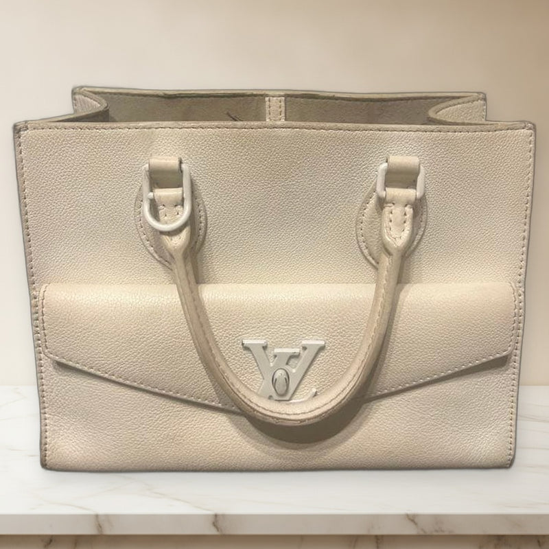 Louis Vuitton Handbag Shoulder Bag Leather White Womens