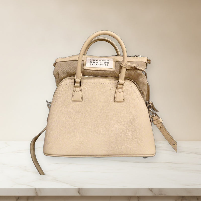 Maison Margiela Shoulder Bag Leather Cream