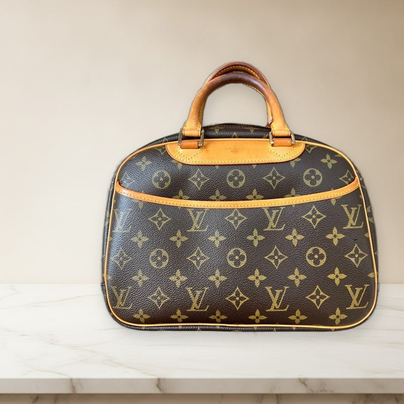 Louis Vuitton Monogram Handbag Shoulder Bag Leather