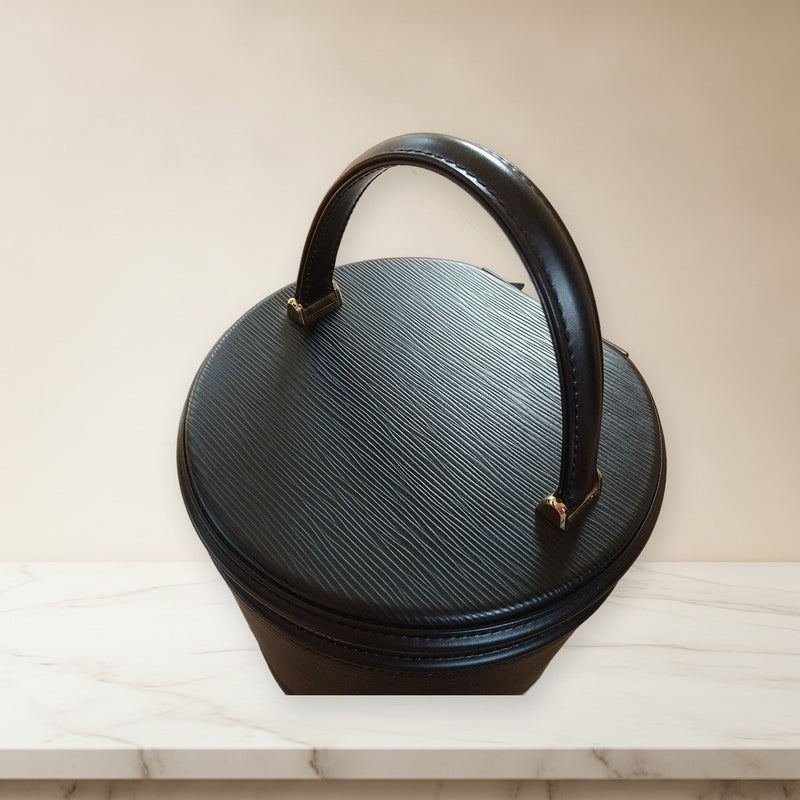 Louis Vuitton Cannes Epi Leather Handbag Shoulder Bag Noir Black