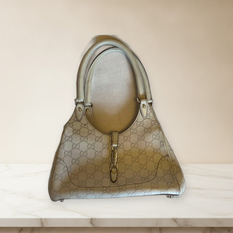 Gucci Embossed Leather Gc Pattern Handbag Shoulder Bag White Small