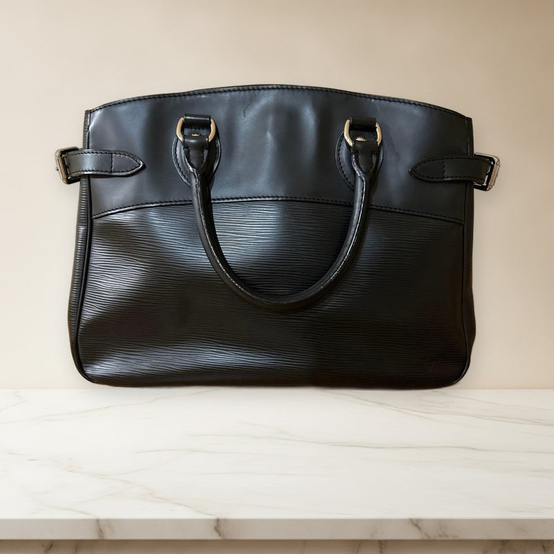 Louis Vuitton Epi Passy Pm BA0076 Handbag Black Leather