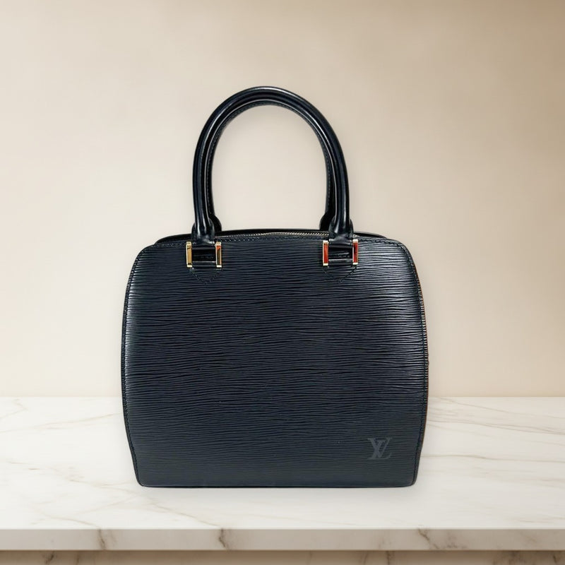 Louis Vuitton Pont Neuf MI0958 Handbag Epi Leather Black