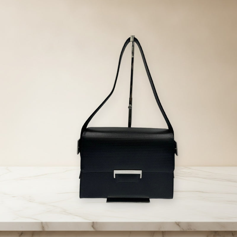 Yves Saint Laurent One-shoulder Handbag Black Leather