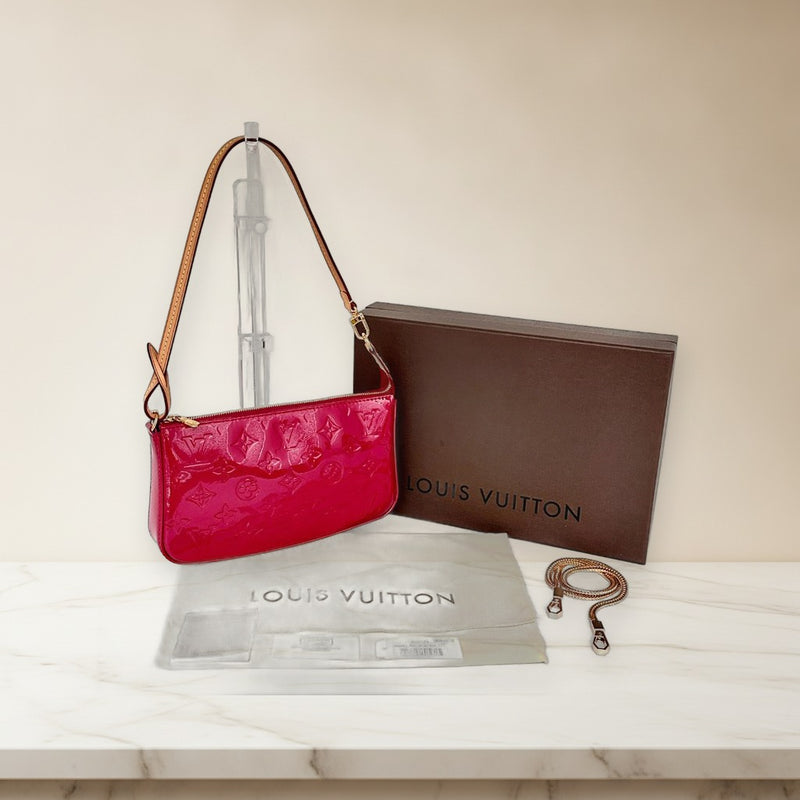 Louis Vuitton Vernis Pochette Accessoires M91574 2WAY Shoulder Bag