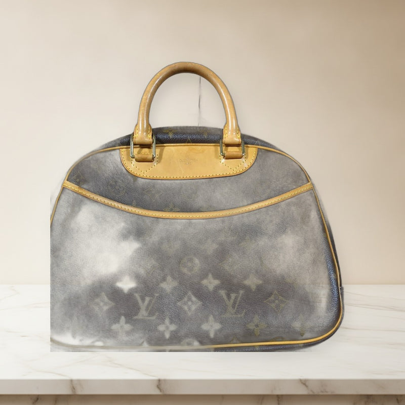 Louis Vuitton Handbag Leather