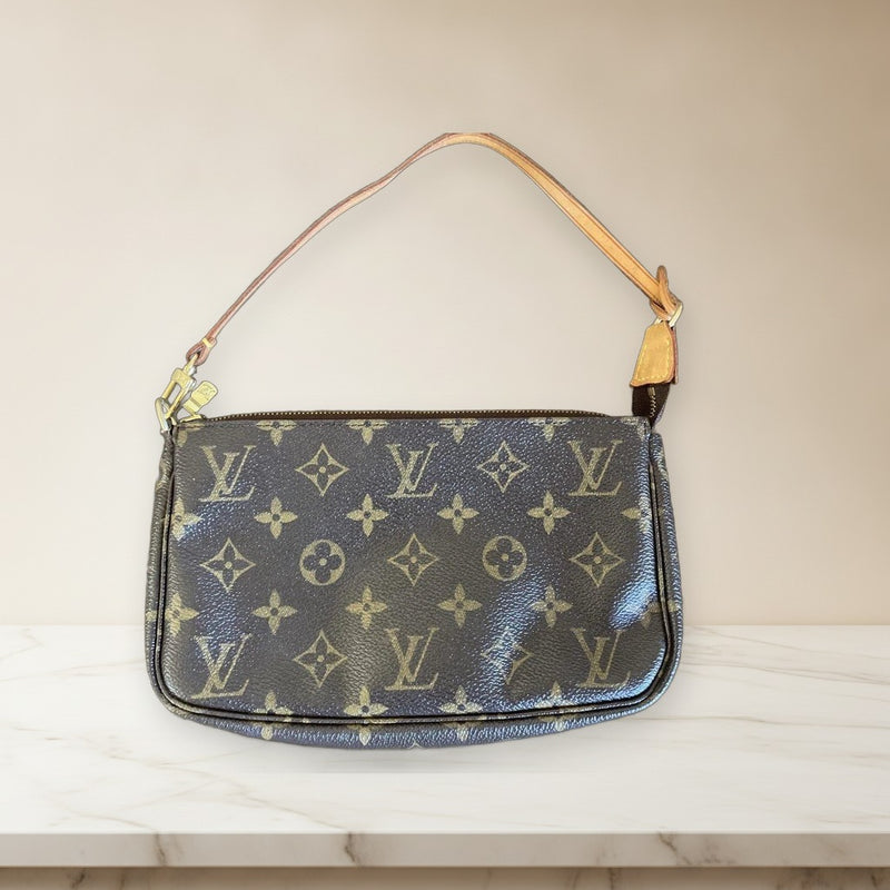 Louis Vuitton Monogram Pochette Accessoires Handbag