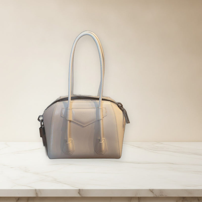 Givenchy Antigona Lock Handbag Shoulder Bag White Leather