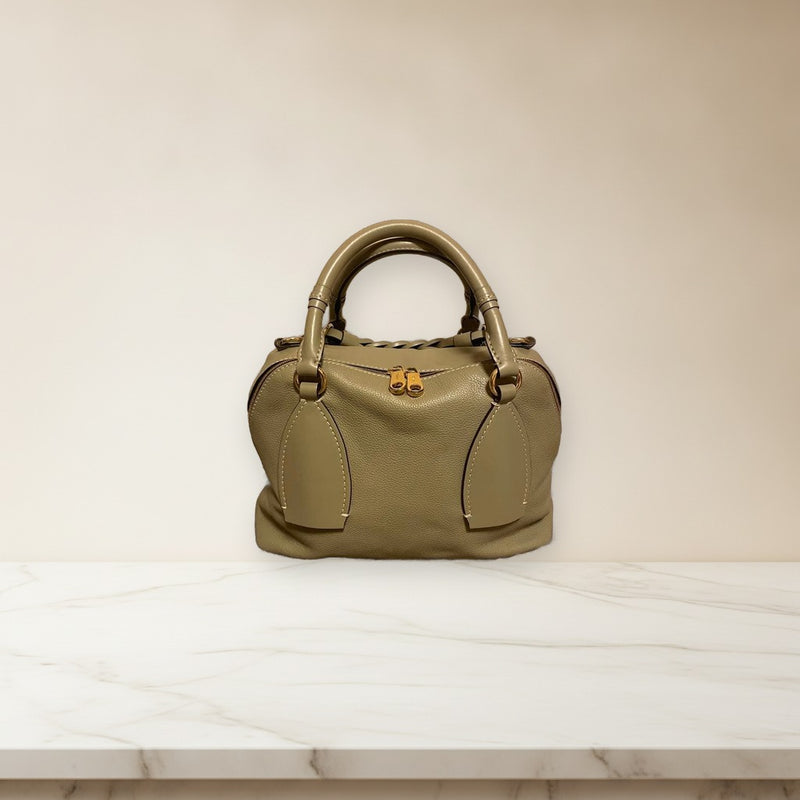 Chloe Daria Medium Day Bag 2-Way Shoulder Handbag Leather